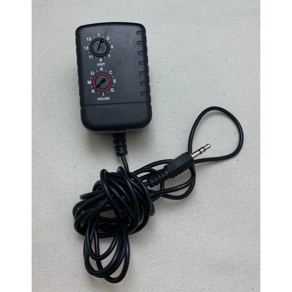 X10 Remote Controlled Model XM16A Power Supply - Picture 1 of 2